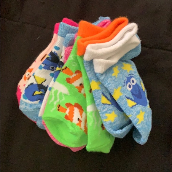 NWT Nemo Socks - Picture 2 of 2